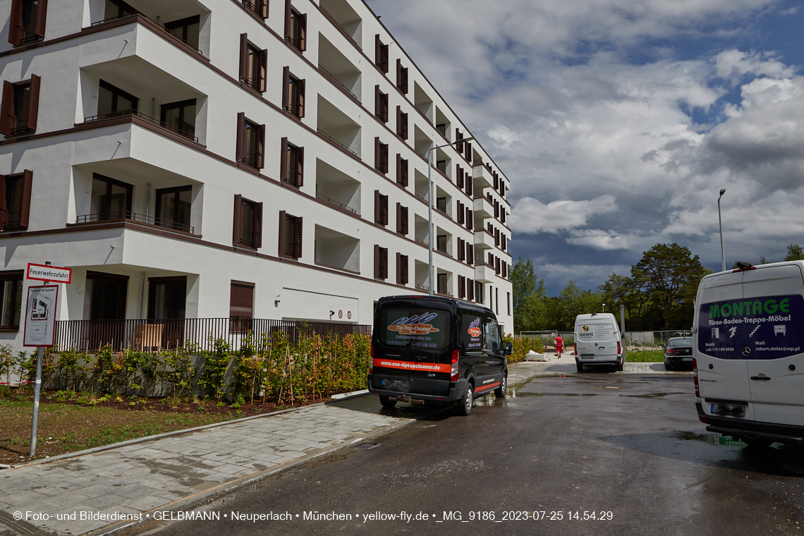 25.07.2023 - Rundgang im Alexisquartier in Neuperlach